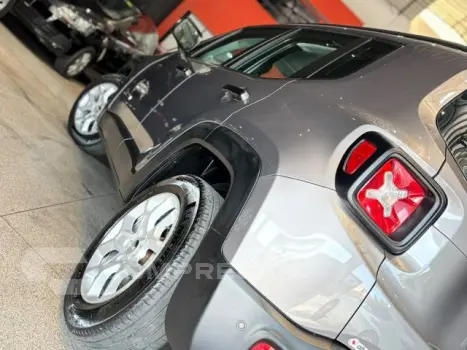 RENEGADE - 1.8 16V SPORT 4P AUTOMÁTICO