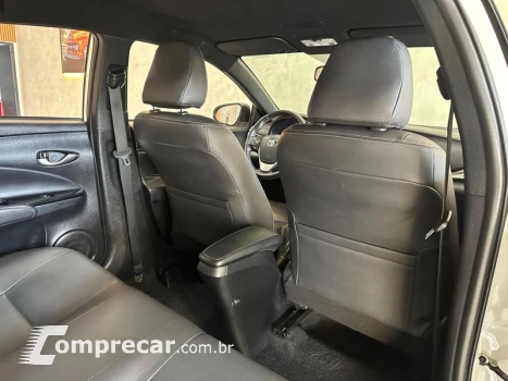 YARIS HB XS 15 AT