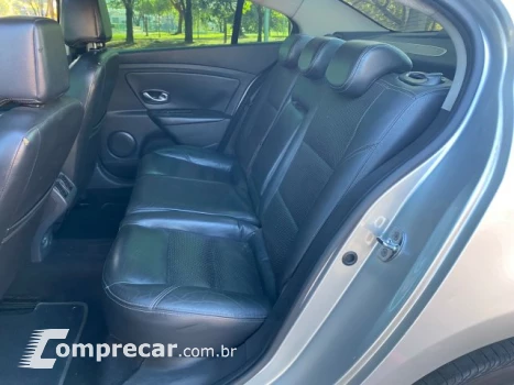 FLUENCE - 2.0 DYNAMIQUE 16V 4P AUTOMÁTICO