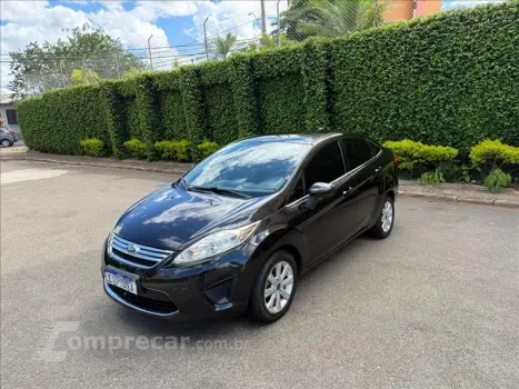 FORD FIESTA 1.6 SE Sedan 16V 4 portas