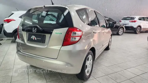 Fit LX 1.4/ 1.4 Flex 8V/16V 5p Mec.