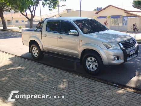 HILUX 2.7 SR 4X2 CD 16V