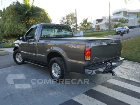 F-250 4.2 XLT 4X2 CS TURBO DIESEL 2P MANUAL