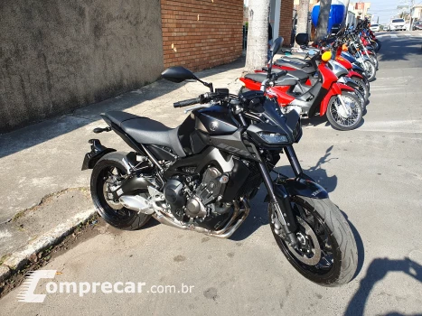 Mt 09 Abs