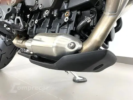 TRIUMPH TIGER 800 XRX