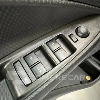 ONIX SEDAN Plus LT 1.0 12V TB Flex Aut.