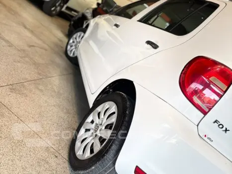 FOX - 1.0 MI 8V 4P MANUAL