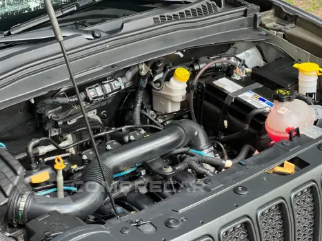 RENEGADE 1.8 16V STD