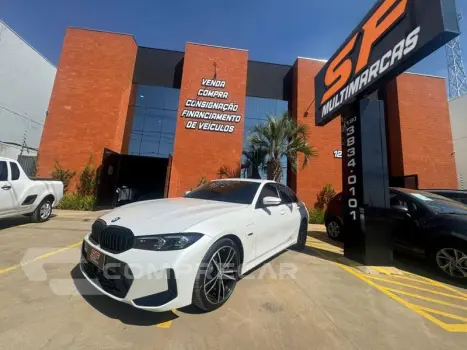 BMW 330E 5 portas