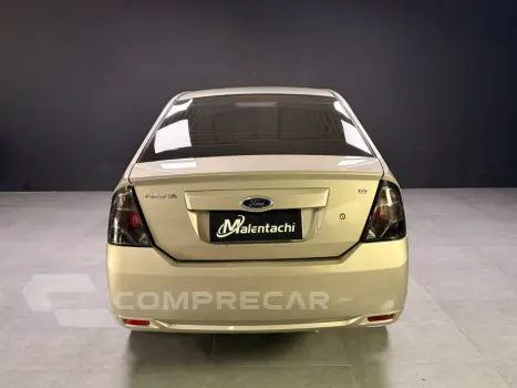 FIESTA 1.6 ROCAM SEDAN 8V FLEX 4P MANUAL