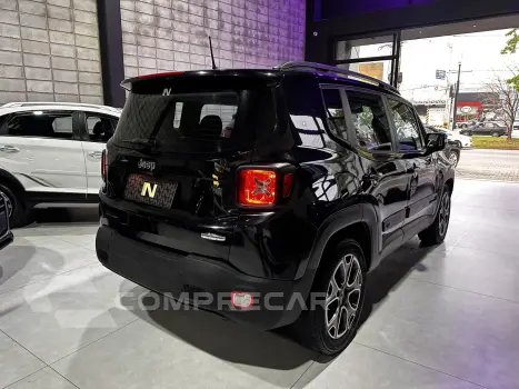 RENEGADE 1.8 16V FLEX LONGITUDE 4P AUTOMÁTICO