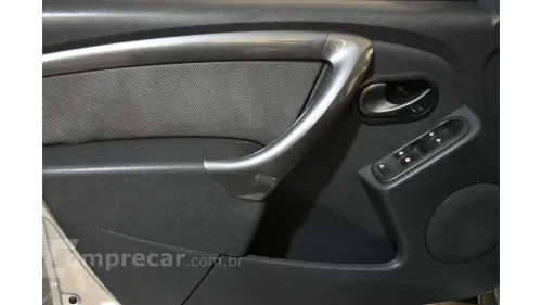 DUSTER - 2.0 DYNAMIQUE 4X2 16V 4P AUTOMÁTICO