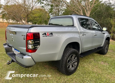 L200 TRITON 2.4 16V Turbo Sport Hpe-s CD 4X4