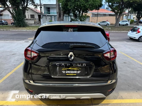CAPTUR Intense Bose 1.6 16V Flex 5p Aut.