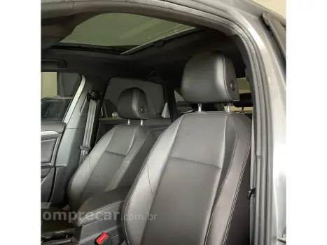 JETTA 1.4 250 TSI TOTAL FLEX R-LINE TIPTRONIC