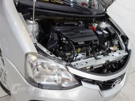 ETIOS SEDAN - 1.5 XLS SEDAN 16V 4P AUTOMÁTICO