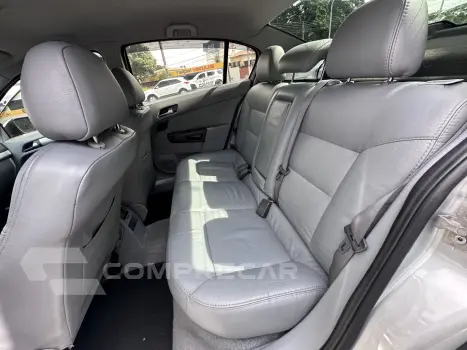 VECTRA 2.0 MPFI ELEGANCE 8V FLEX 4P AUTOMÁTICO
