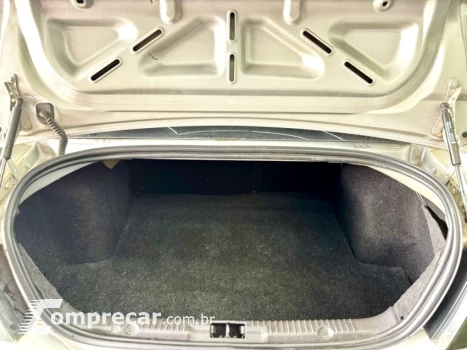 FIESTA 1.0 Rocam SE Sedan 8V