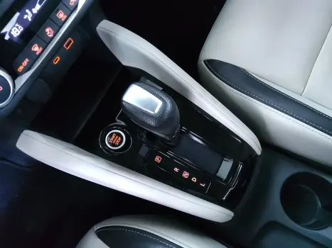 VERSA 1.6 16V FLEX EXCLUSIVE XTRONIC