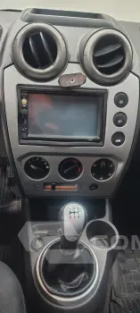 FIESTA 1.6 MPI Class Sedan 8V