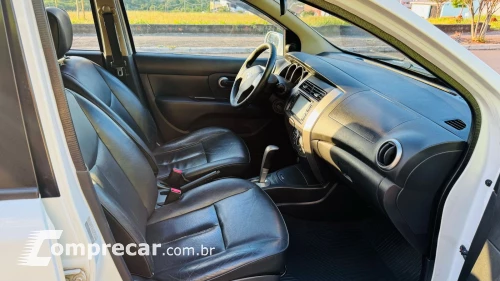 LIVINA 1.8 SL X-gear 16V
