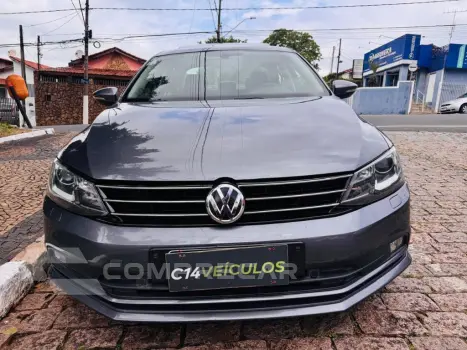 JETTA Highline 2.0 TSI 16V 4p Tiptronic