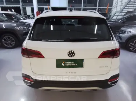 TAOS 1.4 250 TSI TOTAL FLEX HIGHLINE AUTOMÁTICO