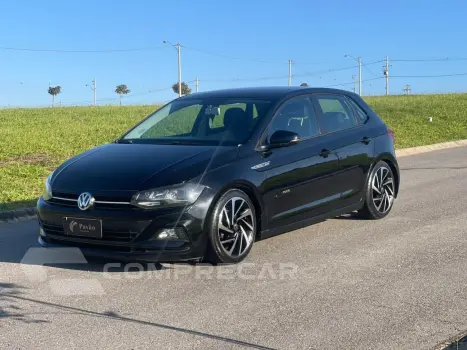 Volkswagen POLO 1.0 170 TSI Comfortline 4 portas