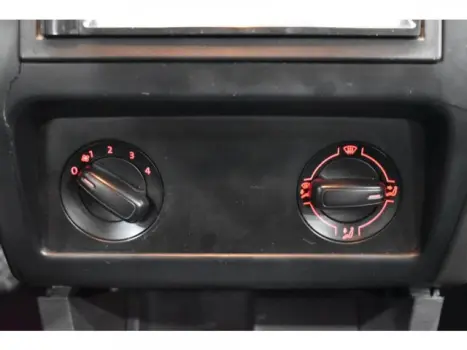 FOX - 1.0 MI 8V 4P MANUAL