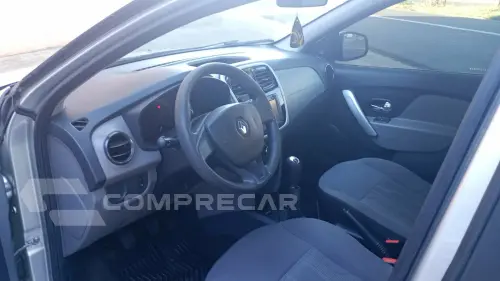 LOGAN 1.0 12V SCE Expression