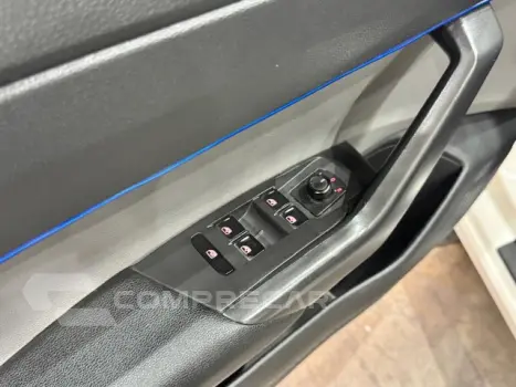 VIRTUS - 1.0 200 TSI HIGHLINE AUTOMÁTICO