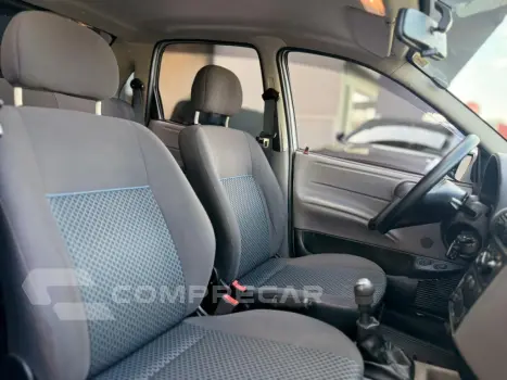 CLASSIC 1.0 MPFI LS 8V FLEX 4P MANUAL