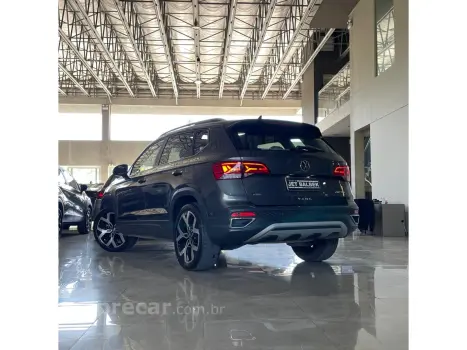 TAOS 1.4 250 TSI TOTAL FLEX HIGHLINE AUTOMÁTICO