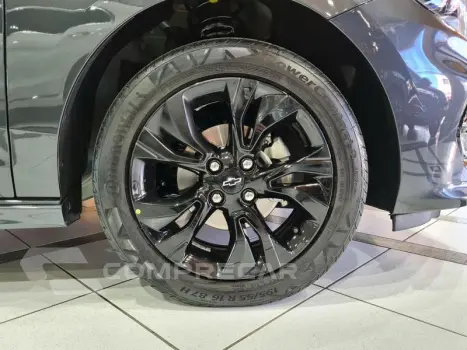 ONIX HATCH RS 1.0 TB 12V FLEX 5P AUT.