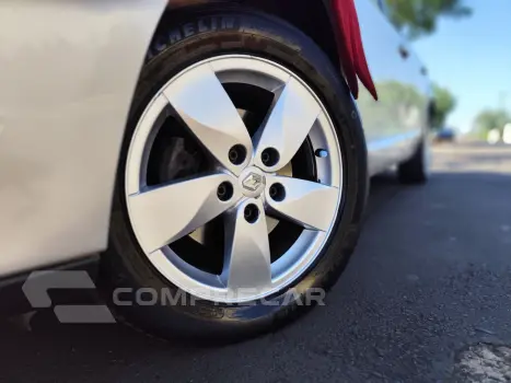 FLUENCE 2.0 DYNAMIQUE 16V FLEX 4P AUTOMÁTICO