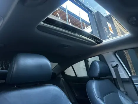 Elantra 2.0 16V Flex Aut.