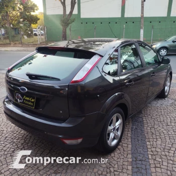Focus 2.0 16V/SE/SE Plus Flex 5p Aut.