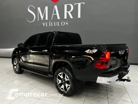 Hilux Cabine Dupla Hilux 2.8 TDI SRX CD 4x4 (Aut)