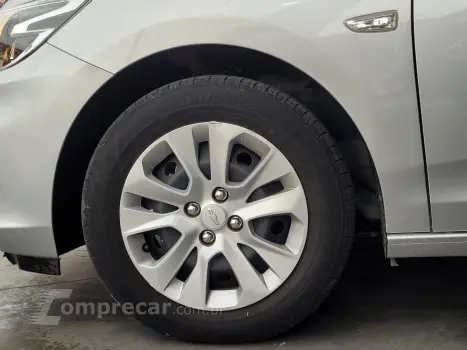 ONIX HATCH LT 1.0 12V Flex 5p Mec.