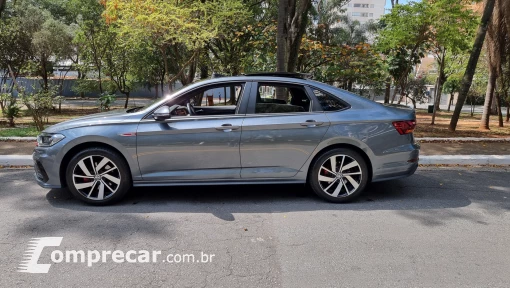 Volkswagen JETTA 2.0 350 TSI GLI 4 portas