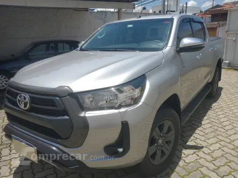 Toyota HILUX 2.8 D-4d Turbo CD SR 4X4 4 portas