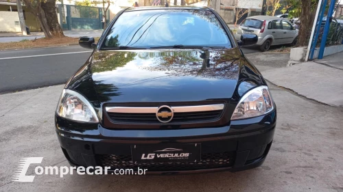 CORSA 1.4 MPFI Premium Sedan 8V