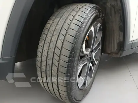 COMMANDER 1.3 T270 TURBO FLEX LIMITED AT6