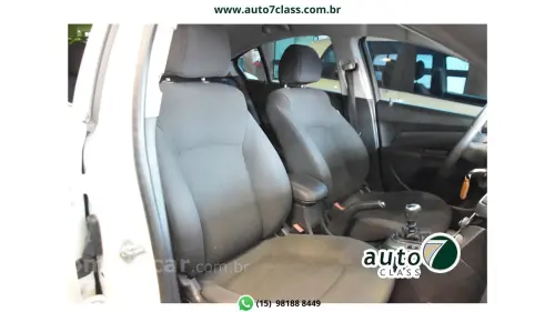 CRUZE SEDAN - 1.8 LT 16V 4P MANUAL