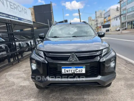 L200 TRITON 2.4 16V Turbo Sport HPE CD 4X4