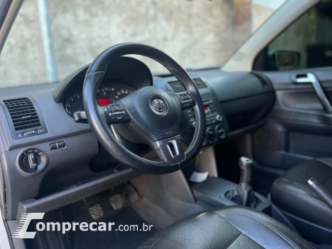 POLO 1.6 MI 8V FLEX 4P MANUAL