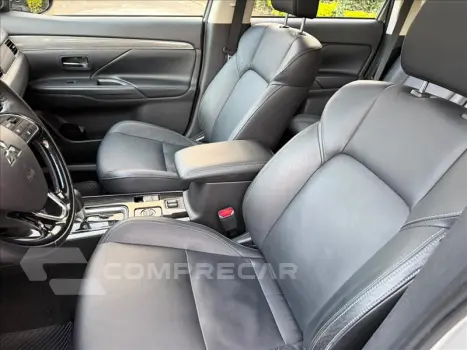 OUTLANDER 3.0 Mivec V6 Hpe-s AWD
