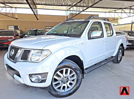 FRONTIER 2.5 SL 4X4 CD Turbo Eletronic