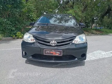 Toyota ETIOS SEDAN - 1.5 XS SEDAN 16V 4P MANUAL 4 portas