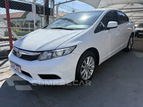 Honda Civic 1.8 16V 4P FLEX LXS AUTOMÁTICO 4 portas